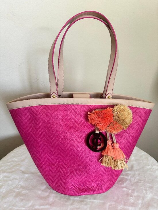 Juicy Couture Handbags - NWT JUICY COUTURE LYNN NORTH SHORE STRAW TOTE/BUCKET BAG $198 MSRP